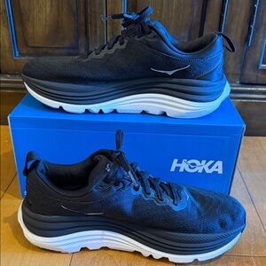 Hoka Black and White Gaviota 5 Women’s Size 8.5
